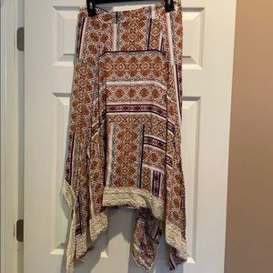 Asymmetrical maxi skirt